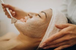 A face pack containing Multani Mitti for dry skin