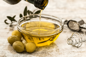 What are the uses and benefits of olive oil