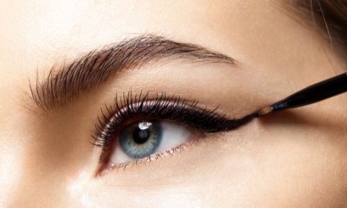 How To Apply Pencil Eyeliner