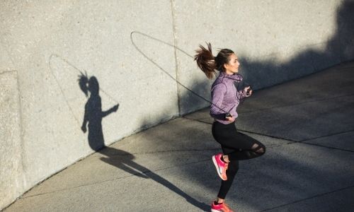How jumping rope can make you appear "taller"!