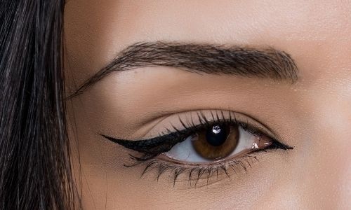 Is Applying Eyeliner Even Safe?